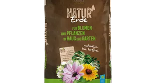 Patzer_Naturerde_Blumen_Pflanzen_Haus_Garten_45l_Packshot_RGB.png